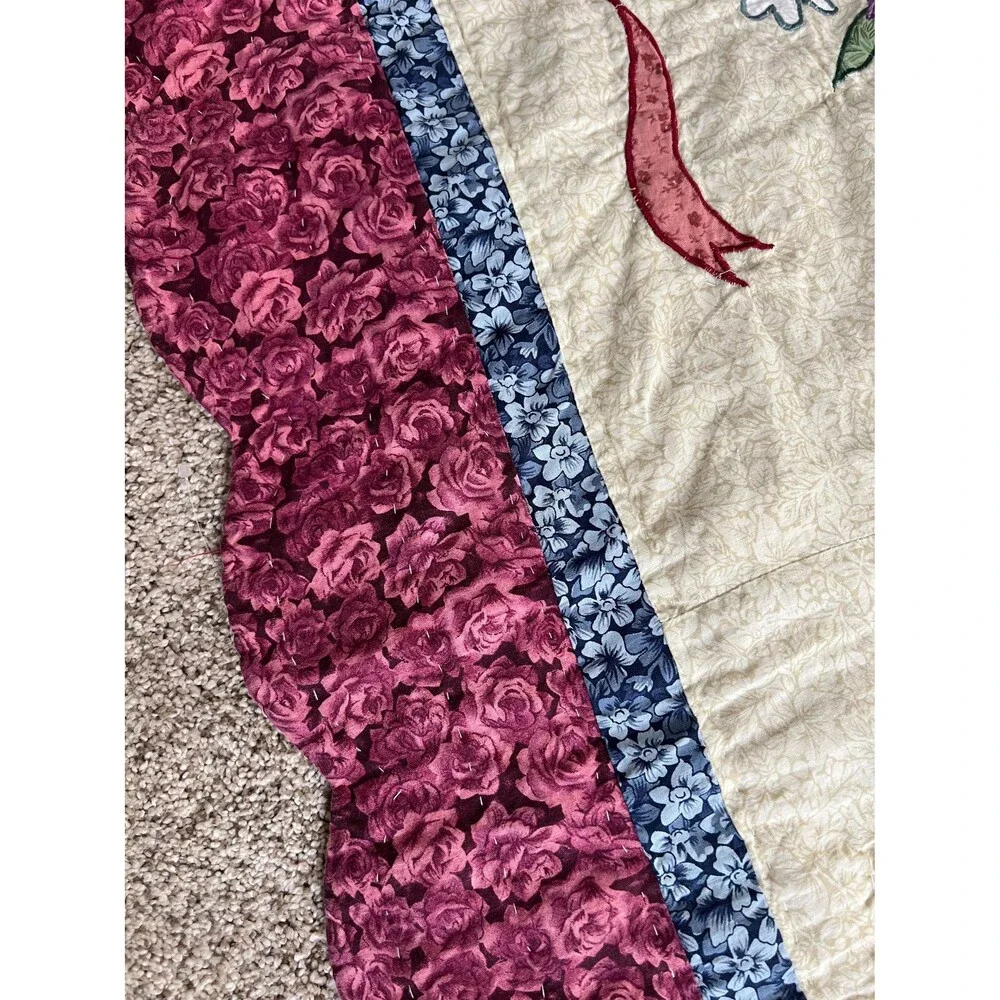 Beautifully Appliqued King Quilt